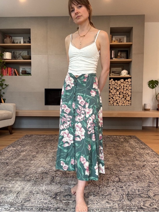 April Cornell Dresses & Skirts - Vintage April Cornell Floral Green Midi Skirt with Pink Bouquet Print small